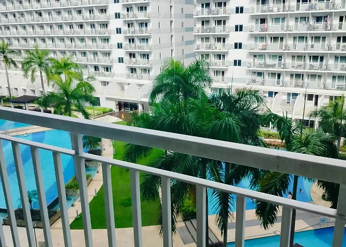 Shell Residences Moa Staycation * Manila